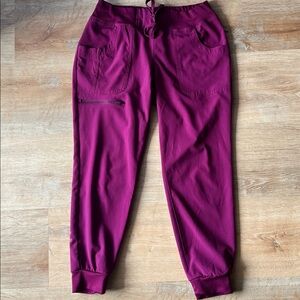 Like New Heart Soul Wine Colored Jogger Scrub Pants